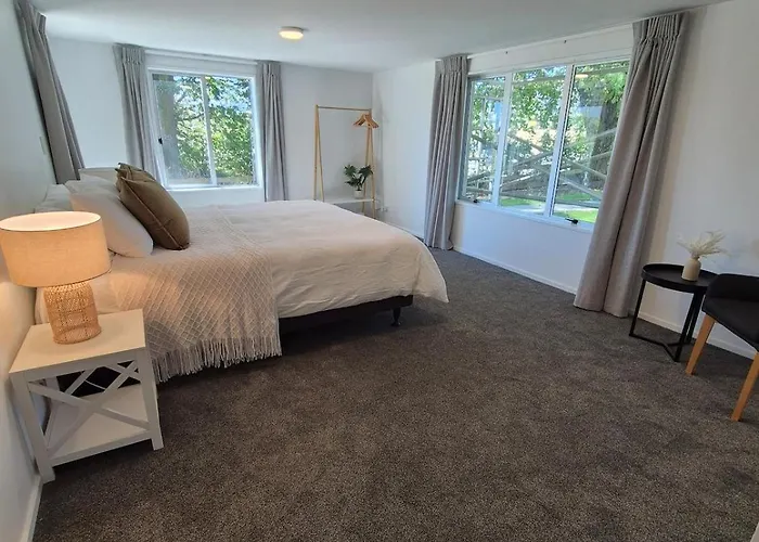 Ferienhaus Peaceful Escape - Walk To Town, & Golf Wanaka